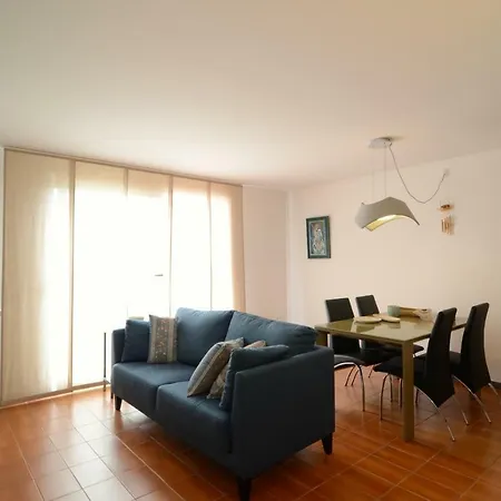 Emporda 4-3 Apartment